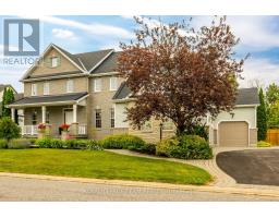 10 BEECHGROVE GARDENS, Ottawa, Ontario