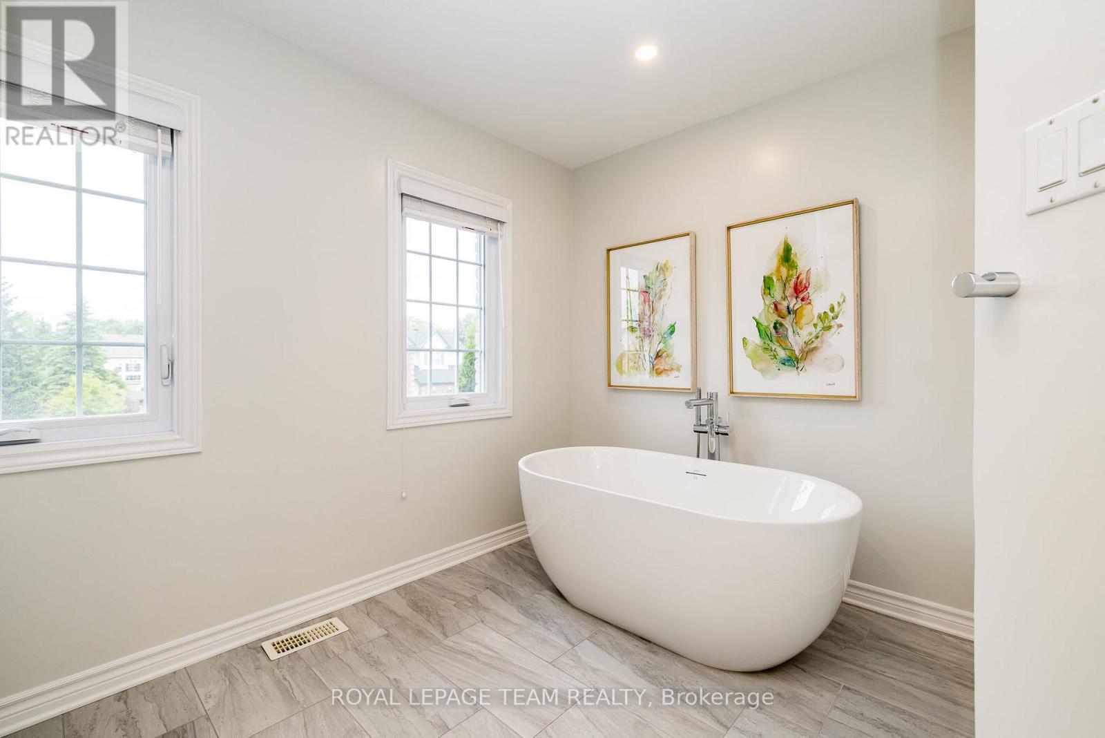 10 Beechgrove Gardens, Ottawa, Ontario  K2S 1W5 - Photo 20 - X13164206