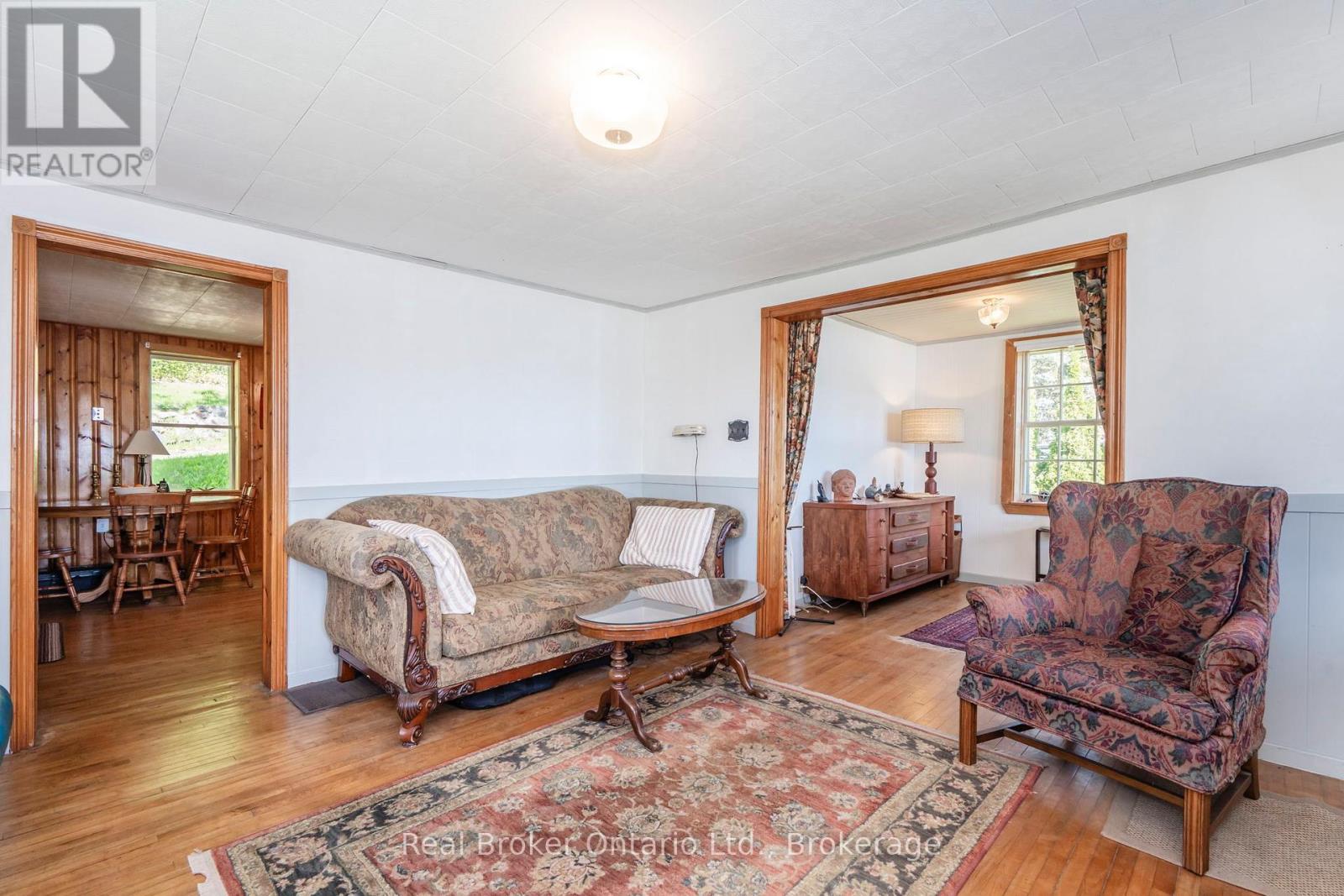437 Champlain Road, Penetanguishene, Ontario  L9M 1S5 - Photo 15 - S13164170