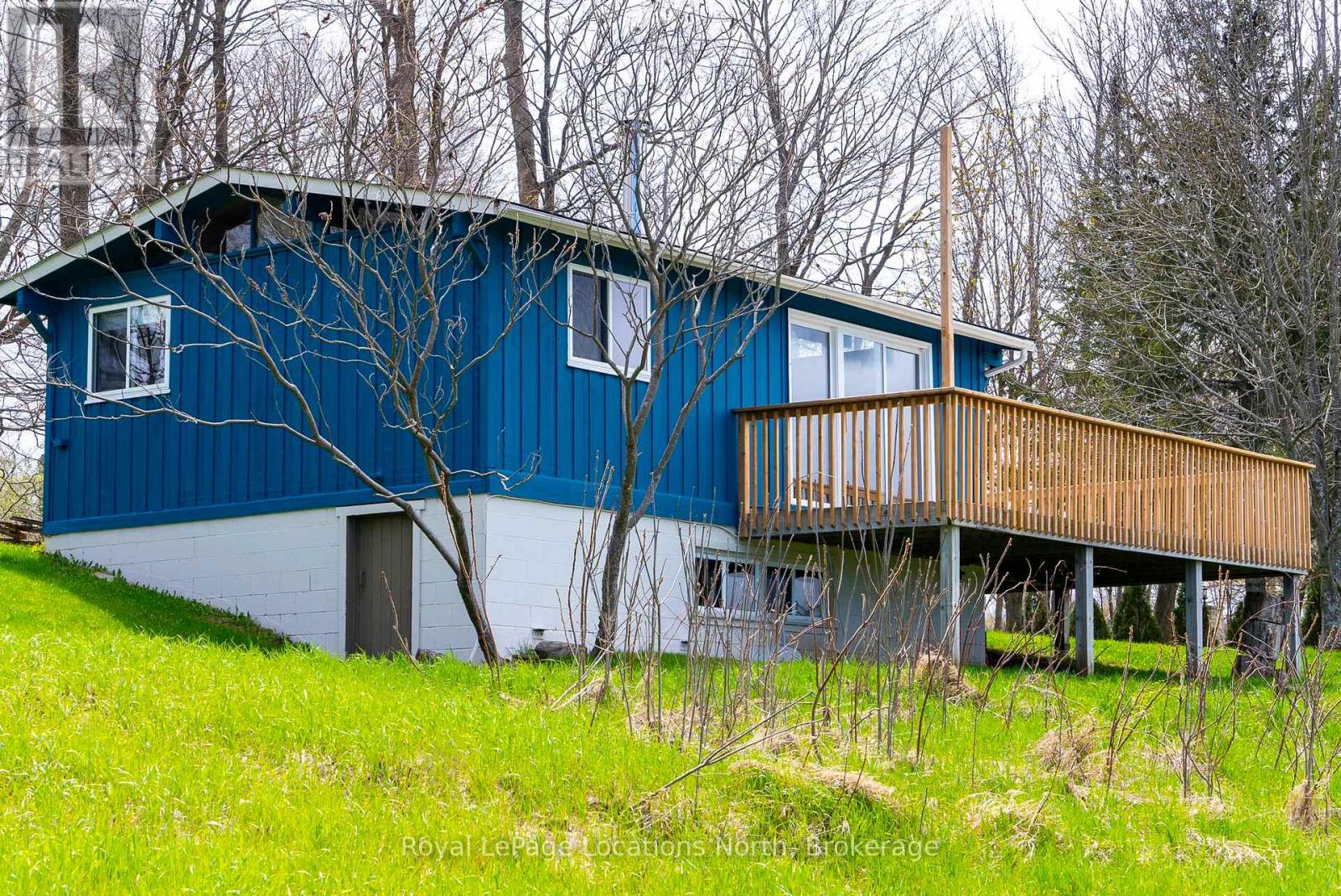 8268 21/22 Nottawasaga Side Road, Clearview, Ontario  L0M 1H0 - Photo 2 - S13164168