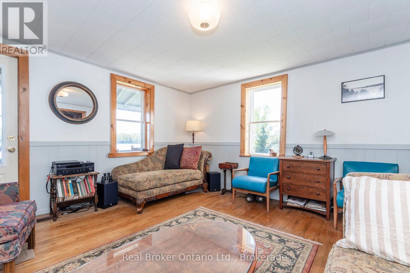 437 Champlain Road, Penetanguishene, Ontario  L9M 1S5 - Photo 14 - S13164170
