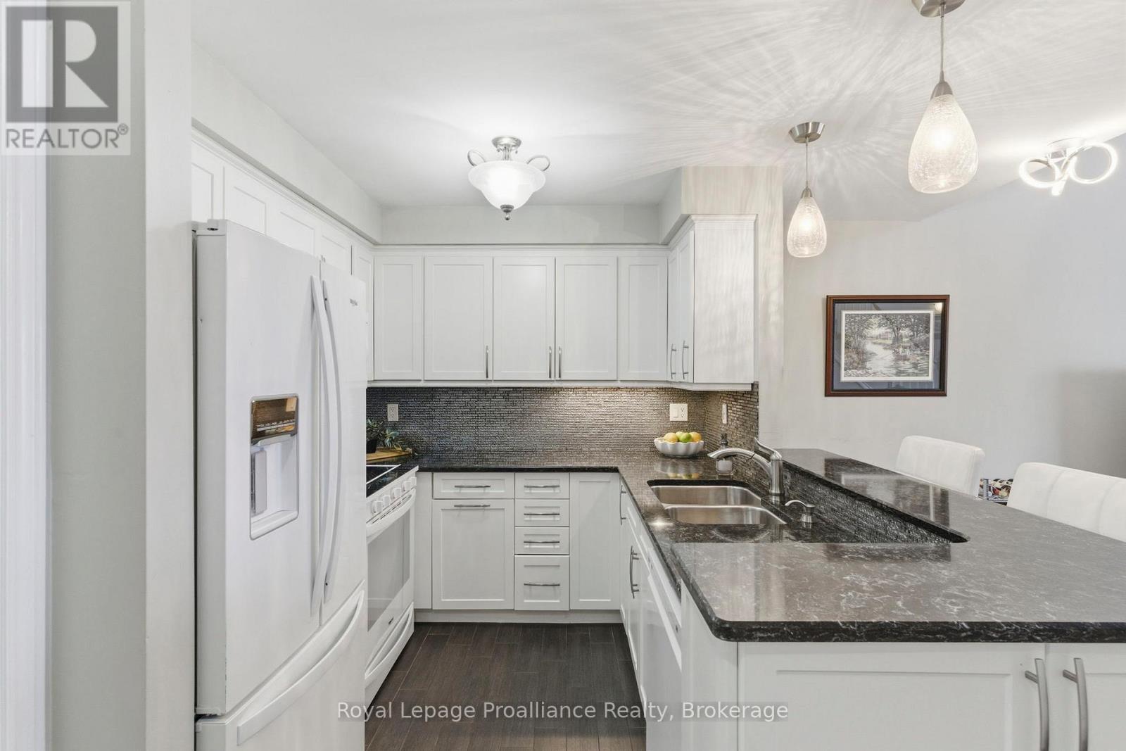 C202 - 182 D'arcy Street, Cobourg, Ontario  K9A 5H9 - Photo 14 - X13164556