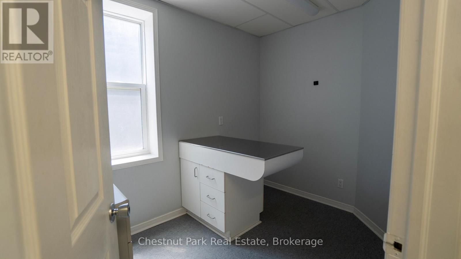 571 Muskoka Road N, Gravenhurst, Ontario  P1P 1E7 - Photo 5 - X13161204