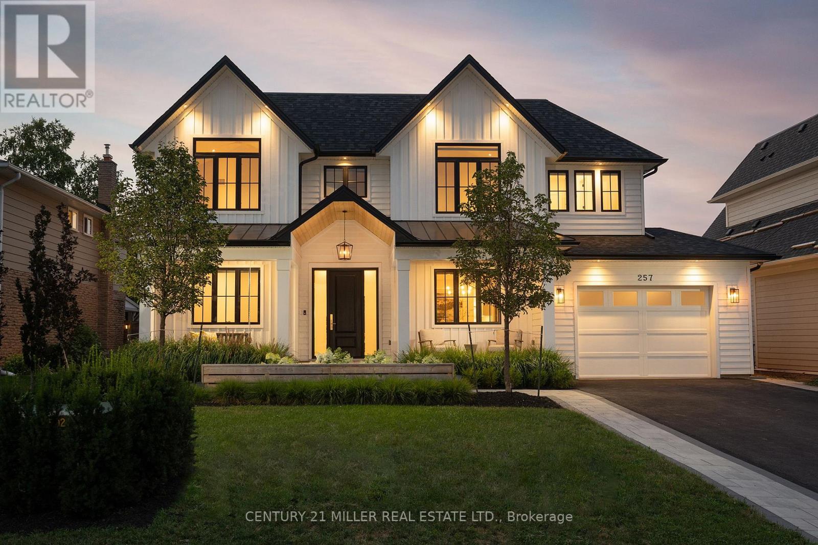 257 Sunrise Crescent, Oakville, Ontario  L6L 3L4 - Photo 1 - W13161456