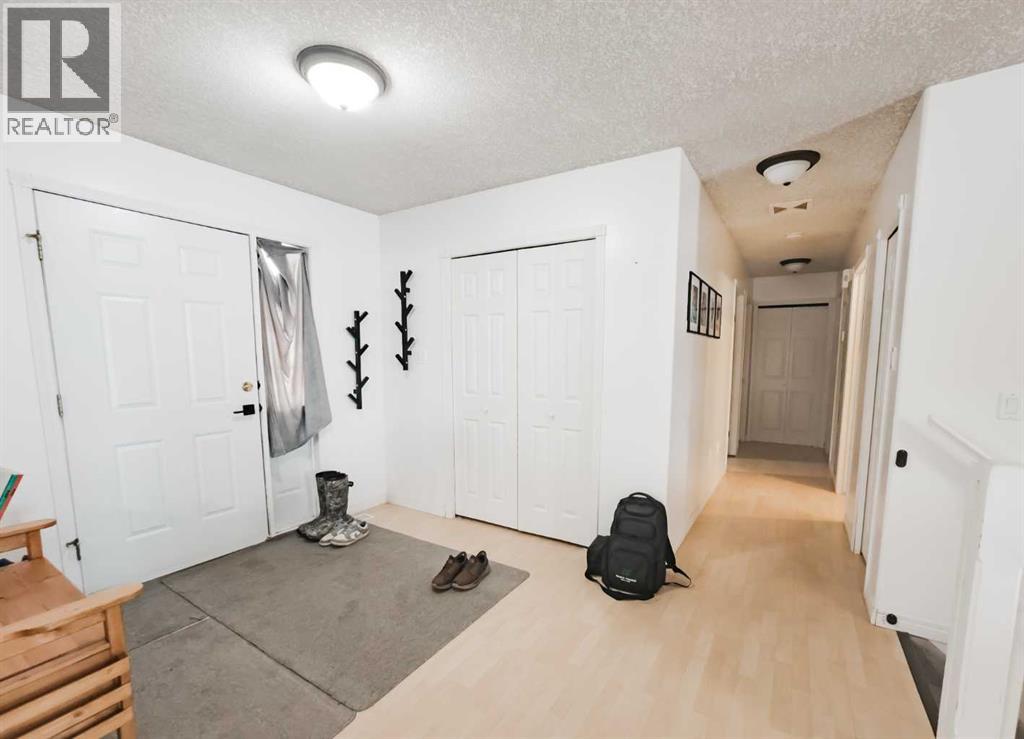 9105 Forest Street, La Crete, Alberta  T0H 2H0 - Photo 10 - A2292436