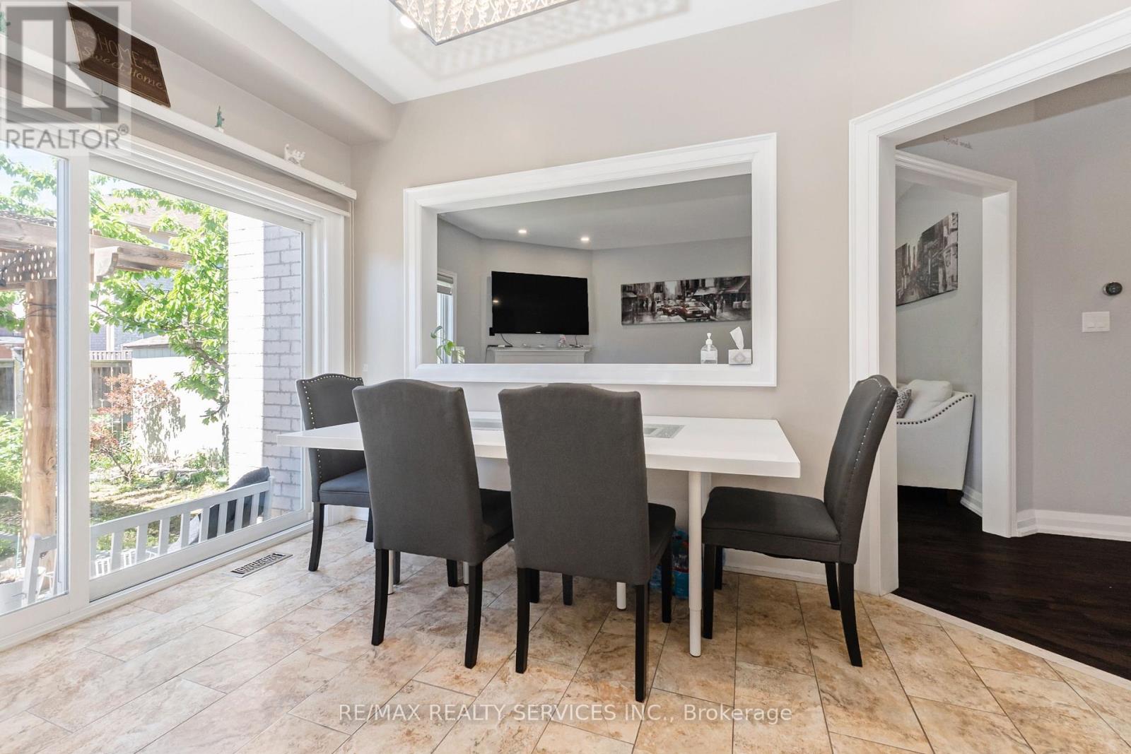 29 Sir Jacobs Crescent, Brampton, Ontario  L7A 3V2 - Photo 15 - W13161468
