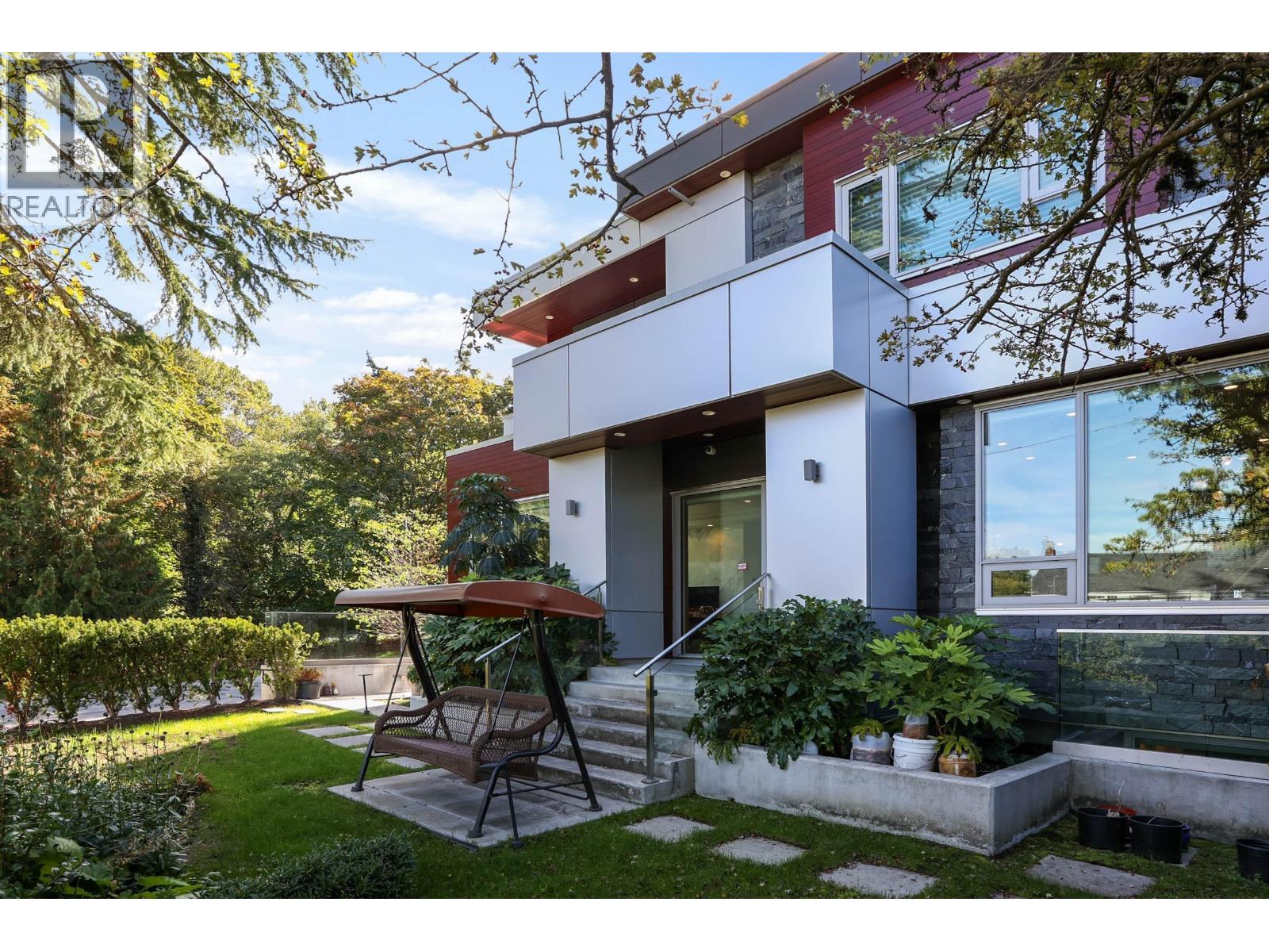 1909 Discovery Street, Vancouver, British Columbia  V6R 4K5 - Photo 4 - R3126883