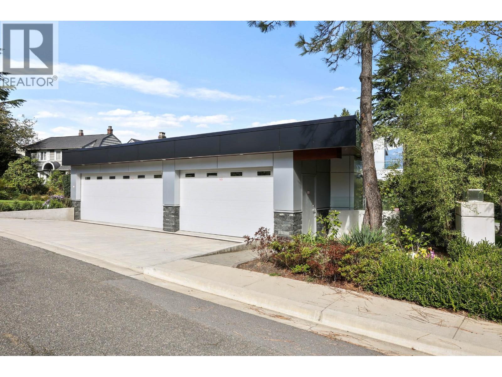 1909 Discovery Street, Vancouver, British Columbia  V6R 4K5 - Photo 40 - R3126883