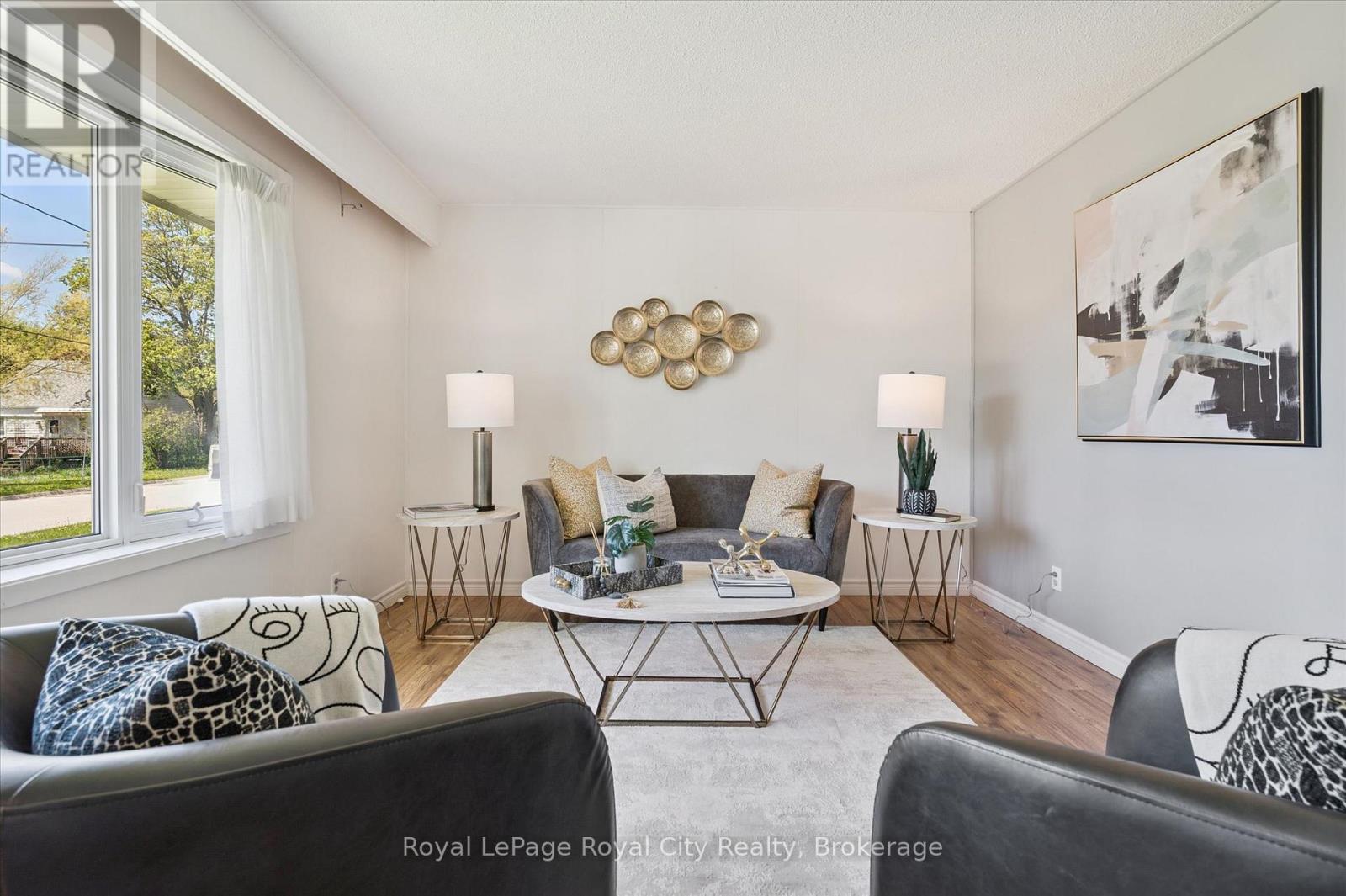 22 Churchill Crescent E, Centre Wellington, Ontario  N1M 2J3 - Photo 5 - X13161334