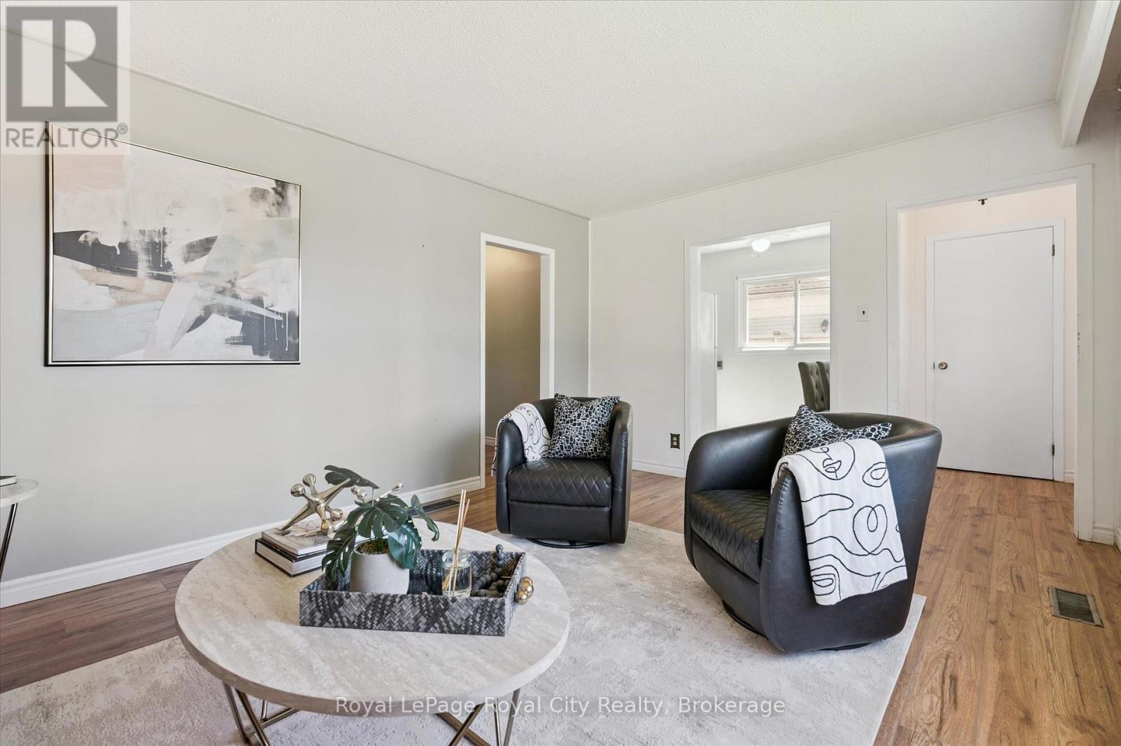 22 Churchill Crescent E, Centre Wellington, Ontario  N1M 2J3 - Photo 6 - X13161334
