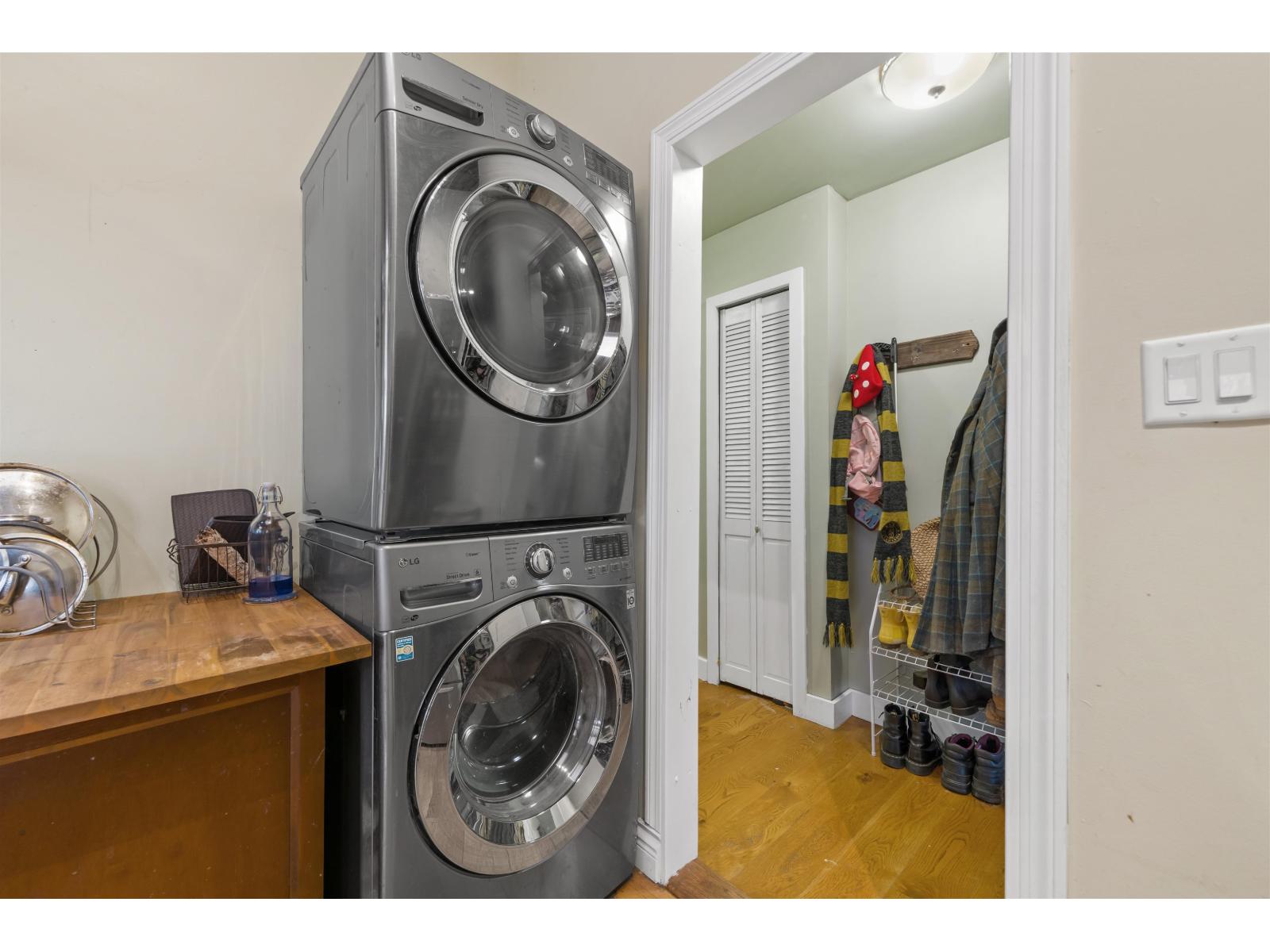 7701 Horne Street, Mission, British Columbia  V2V 3Y8 - Photo 8 - R3093911
