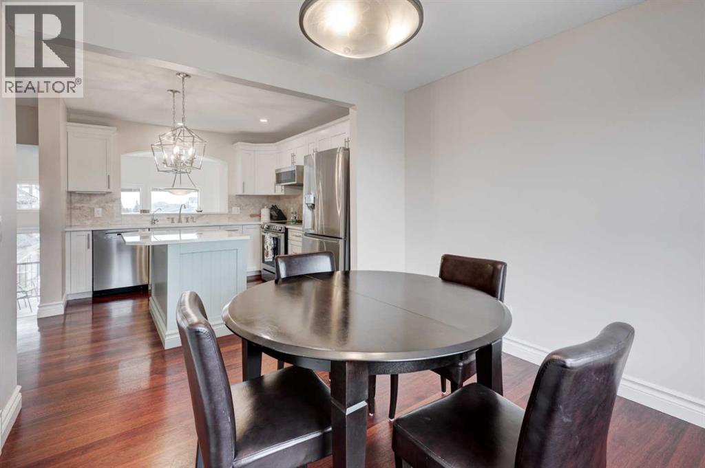 14 Everridge Common SW, Calgary, Alberta  T2Y 5G9 - Photo 10 - A2296619