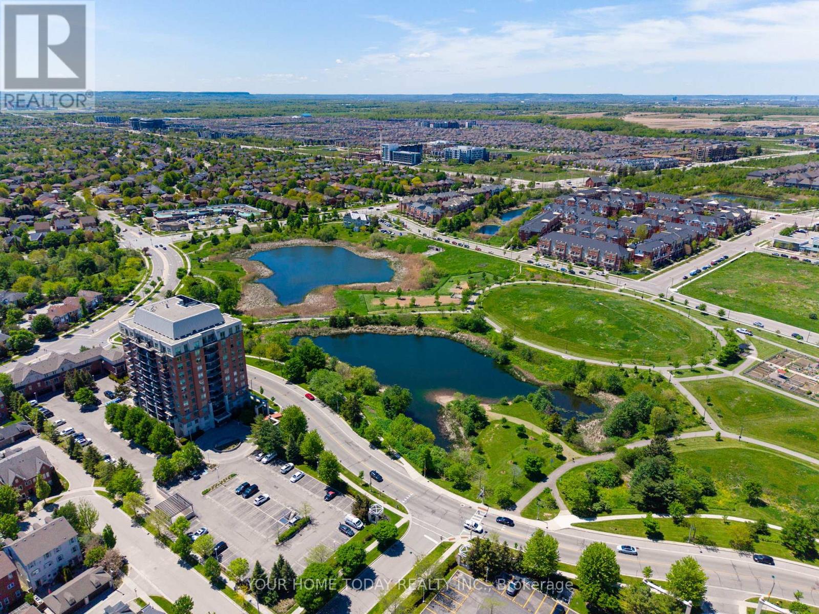 705 - 2325 Central Park Drive, Oakville, Ontario L6H 0E2 - Photo 2 - W13161518