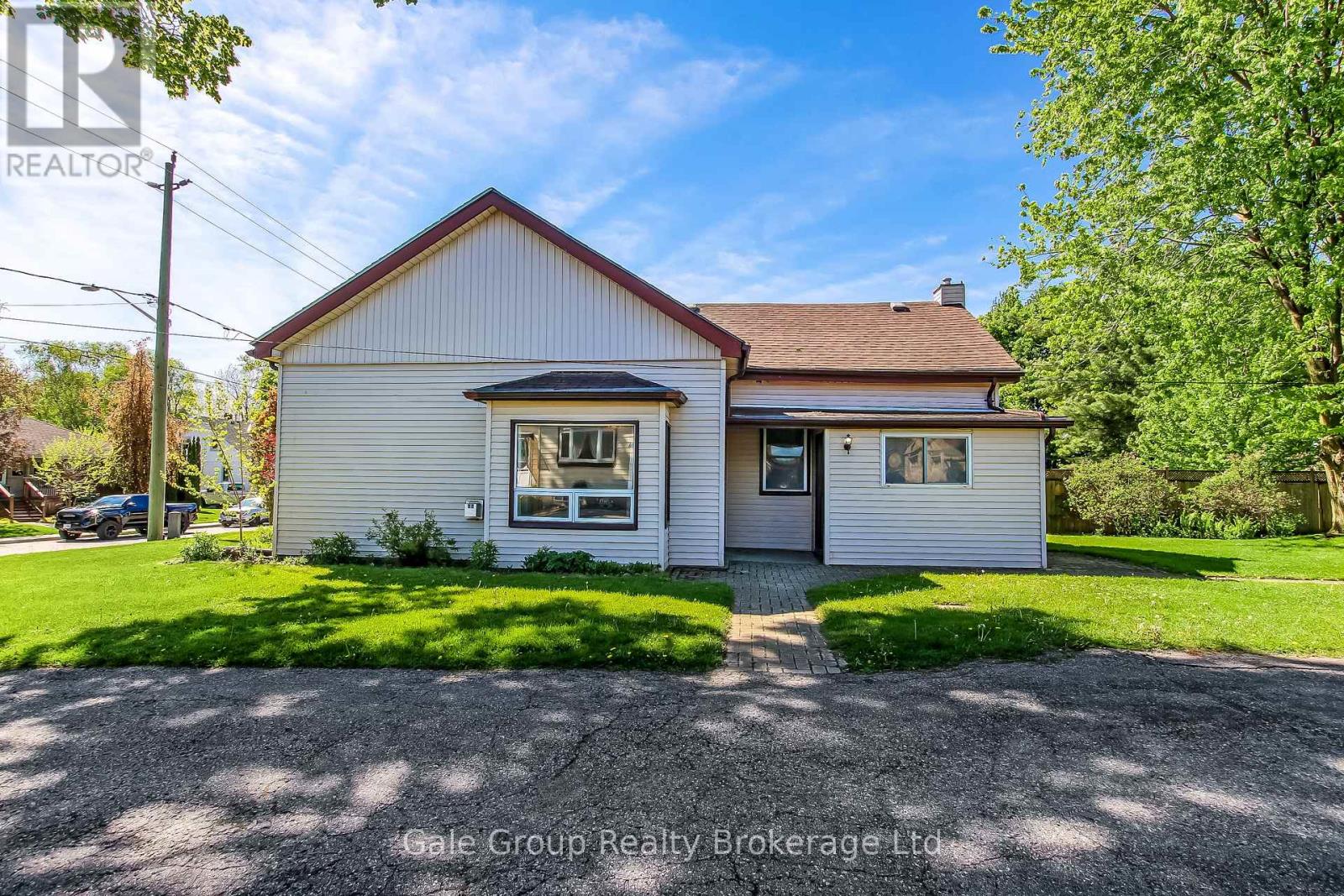 42 Maud Street, Woodstock, Ontario  N4S 3Y4 - Photo 3 - X13161296