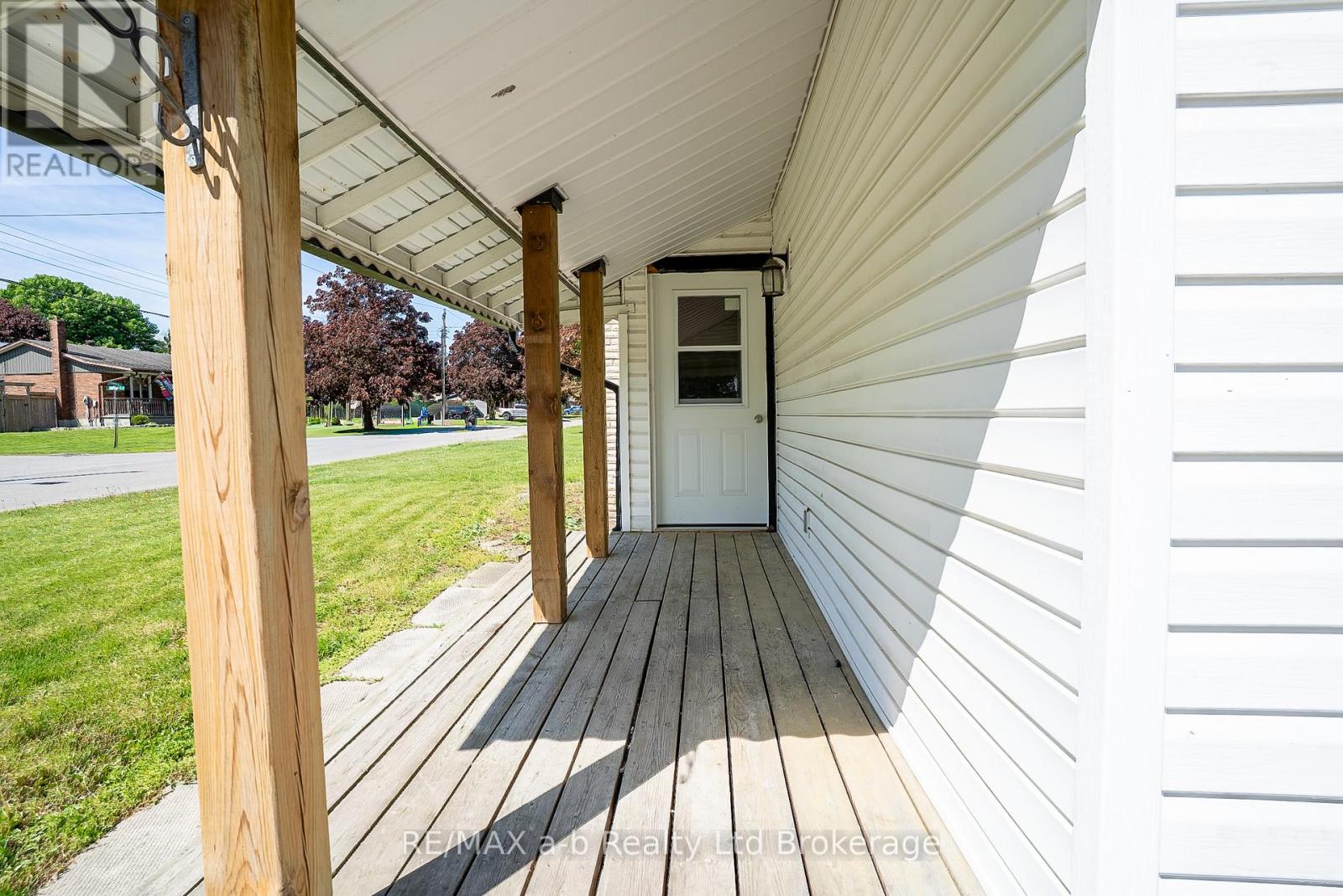 24 Carman Street, Norwich, Ontario  N0J 1P0 - Photo 3 - X13161788