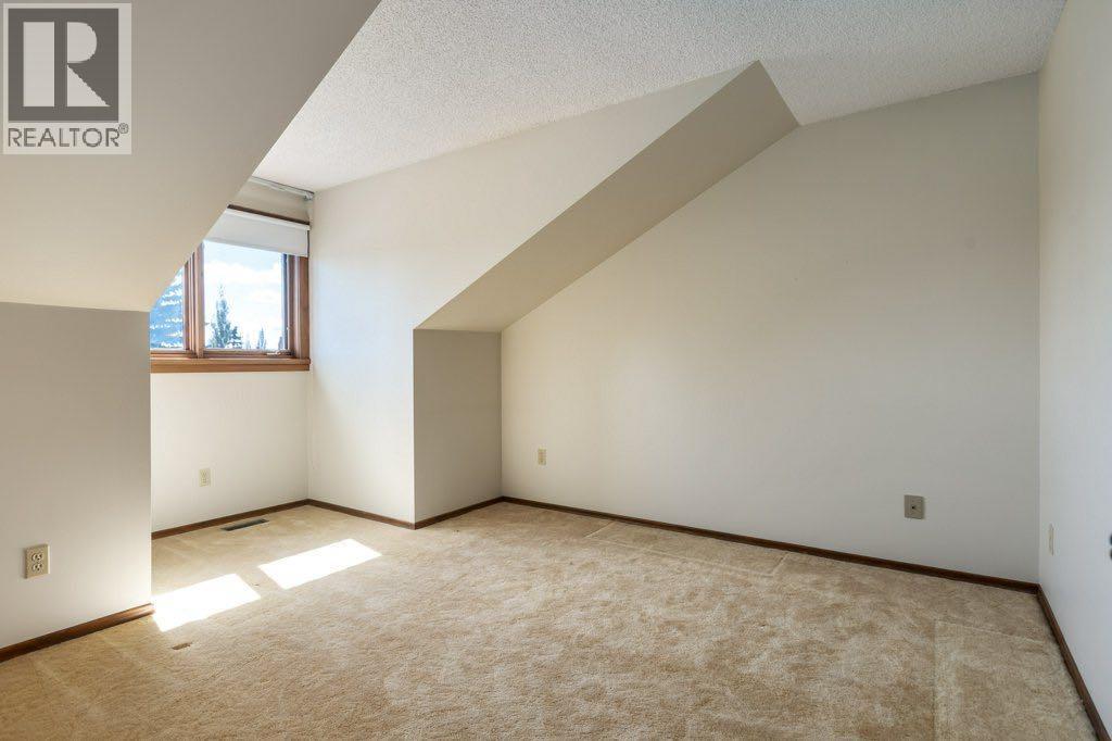 152 Coach Grove Place SW, Calgary, Alberta  T3H 1J2 - Photo 27 - A2311820