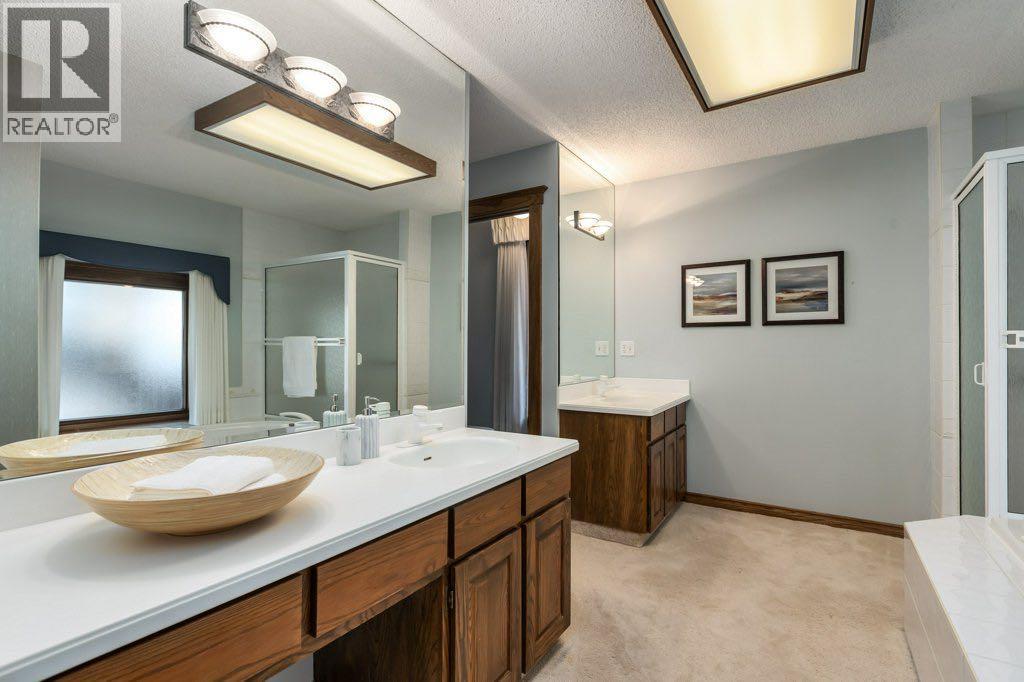 152 Coach Grove Place SW, Calgary, Alberta  T3H 1J2 - Photo 18 - A2311820