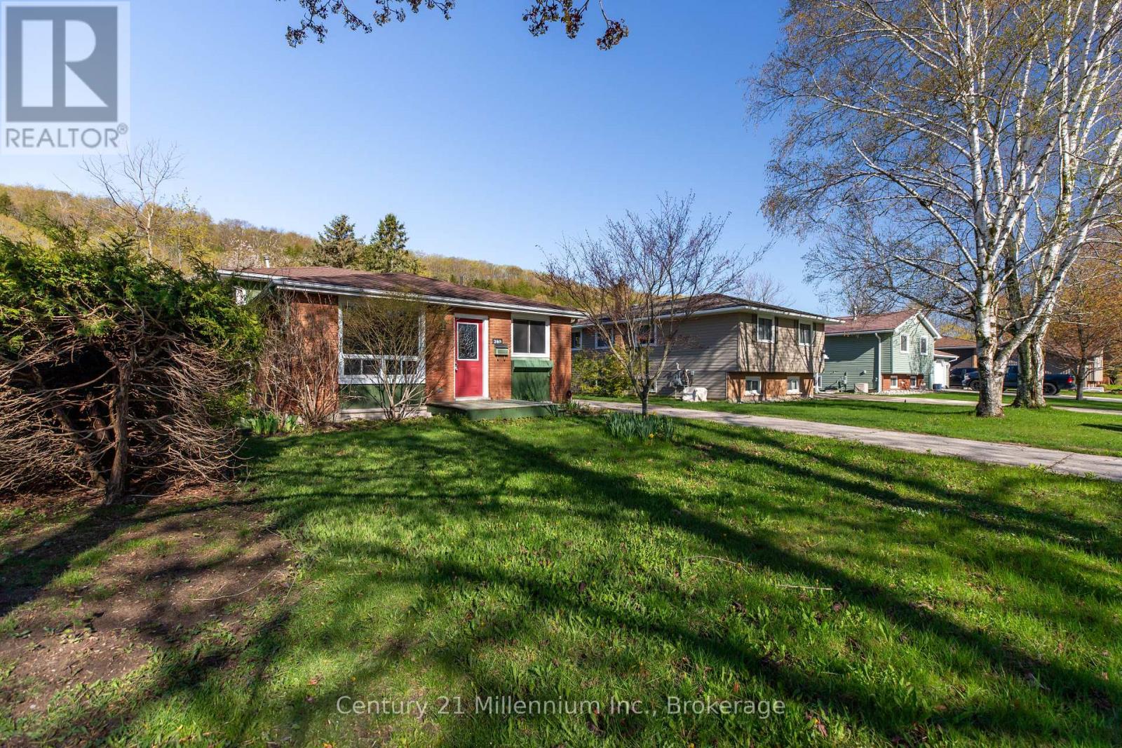 240 5th A Avenue W, Owen Sound, Ontario  N4K 6G4 - Photo 3 - X13164346