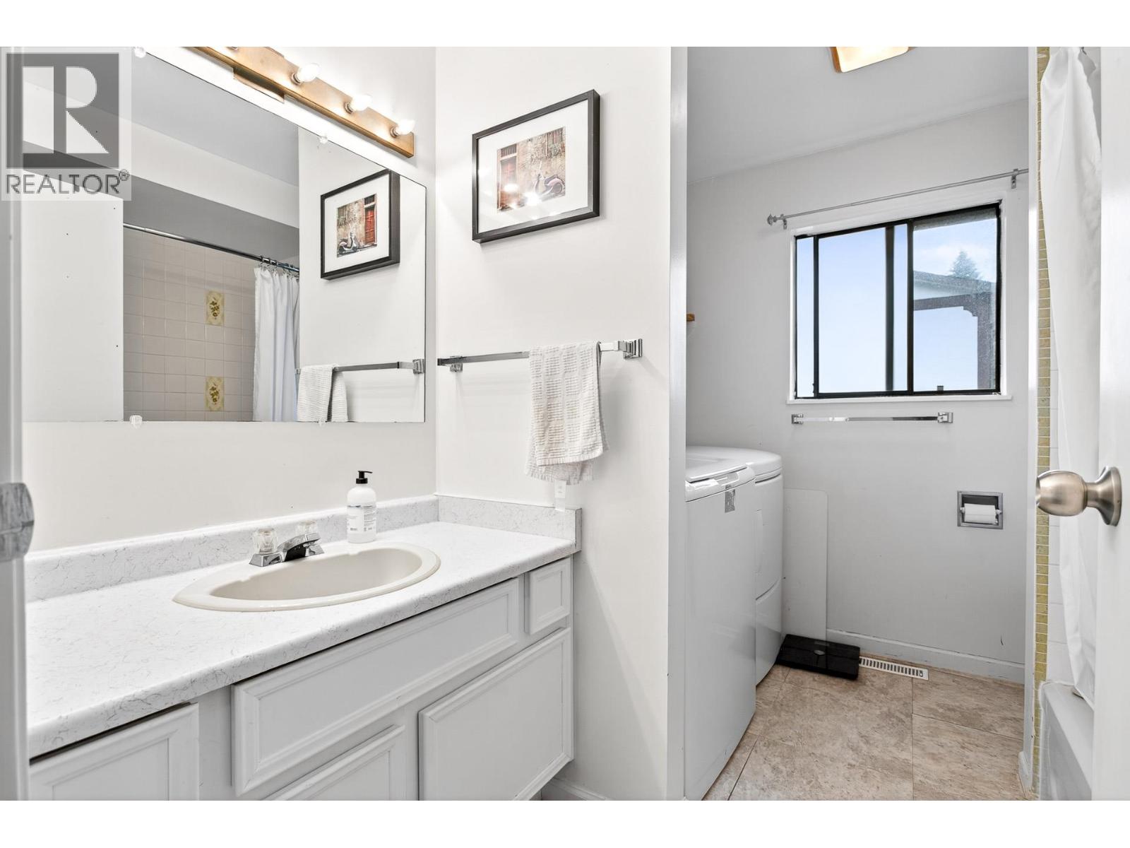 830 Ingersoll Avenue, Coquitlam, British Columbia  V3J 4L9 - Photo 21 - R3127010