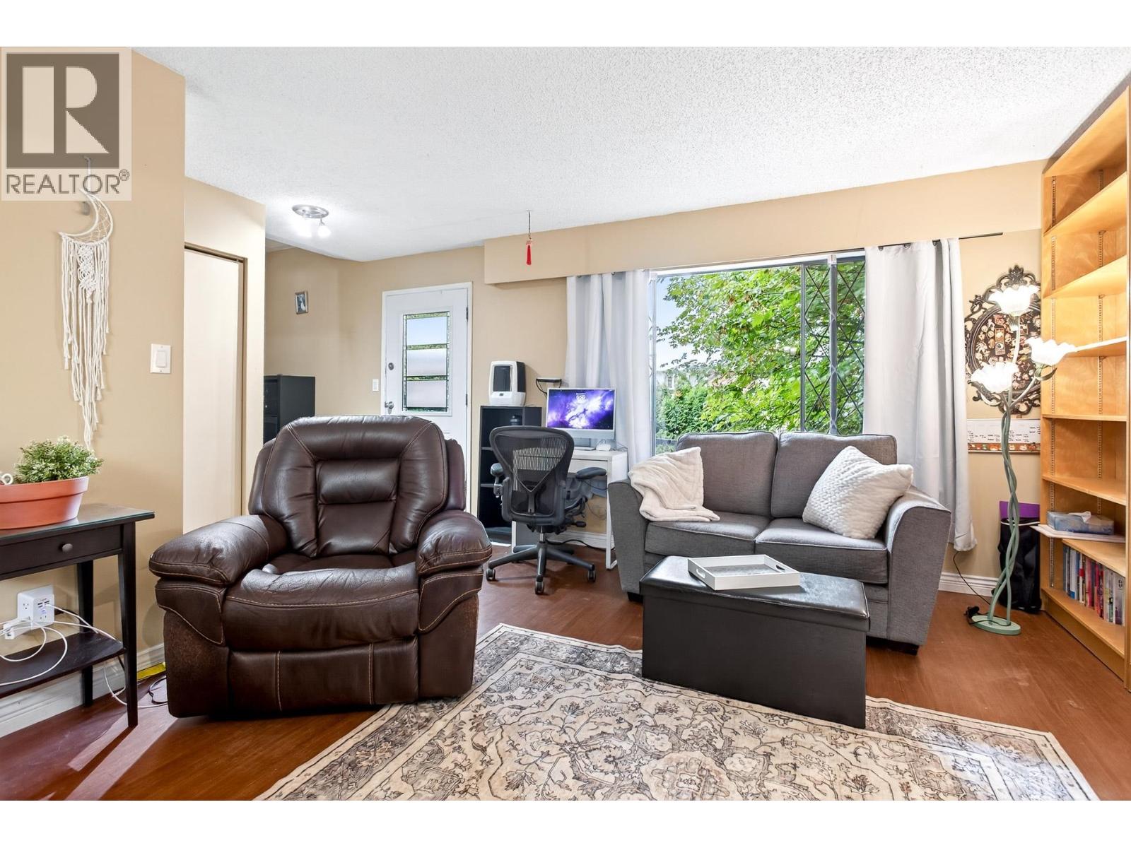 830 Ingersoll Avenue, Coquitlam, British Columbia  V3J 4L9 - Photo 9 - R3127010