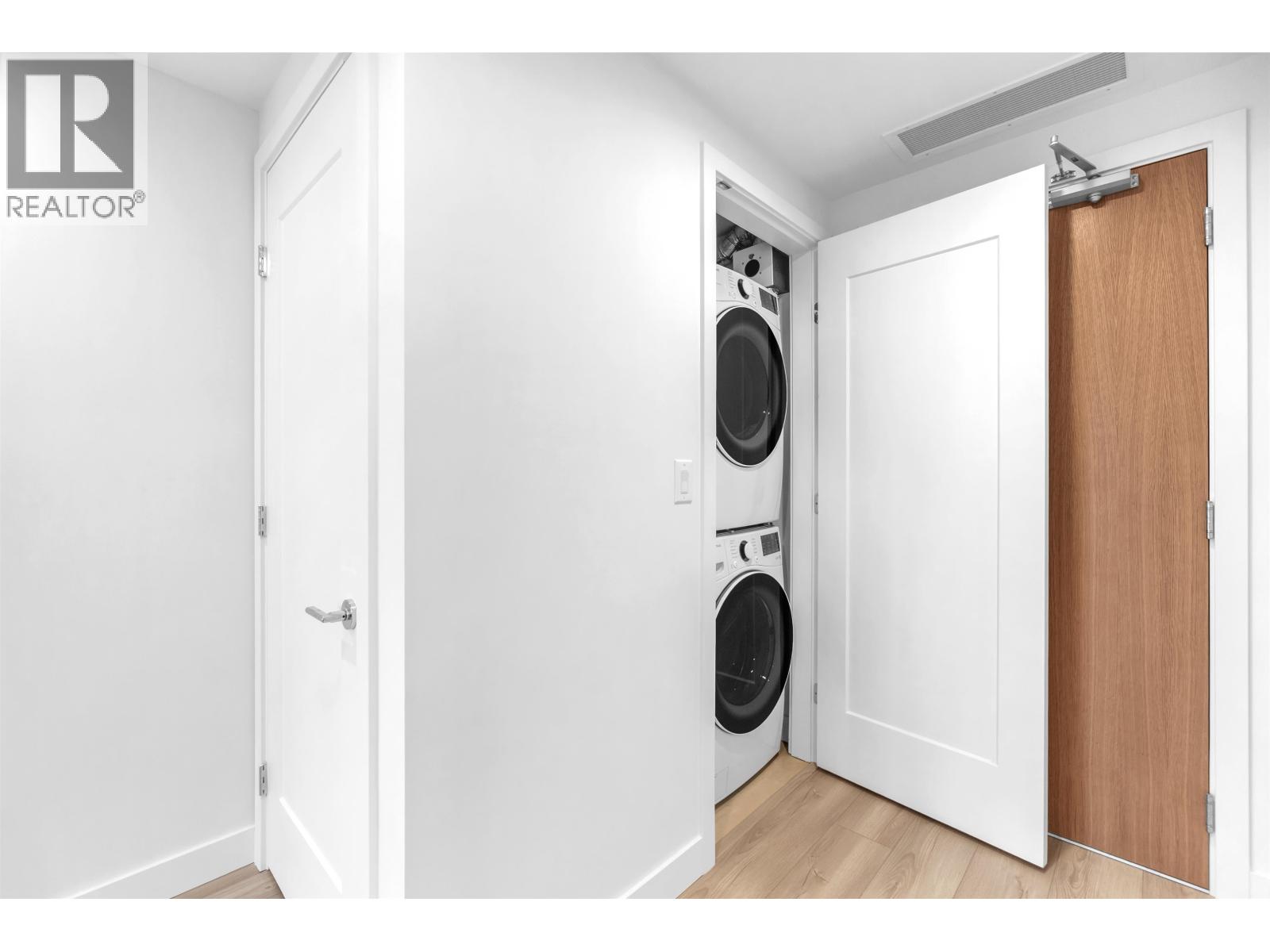 2406 2381 Beta Avenue, Burnaby, British Columbia  V5C 0P7 - Photo 22 - R3127018