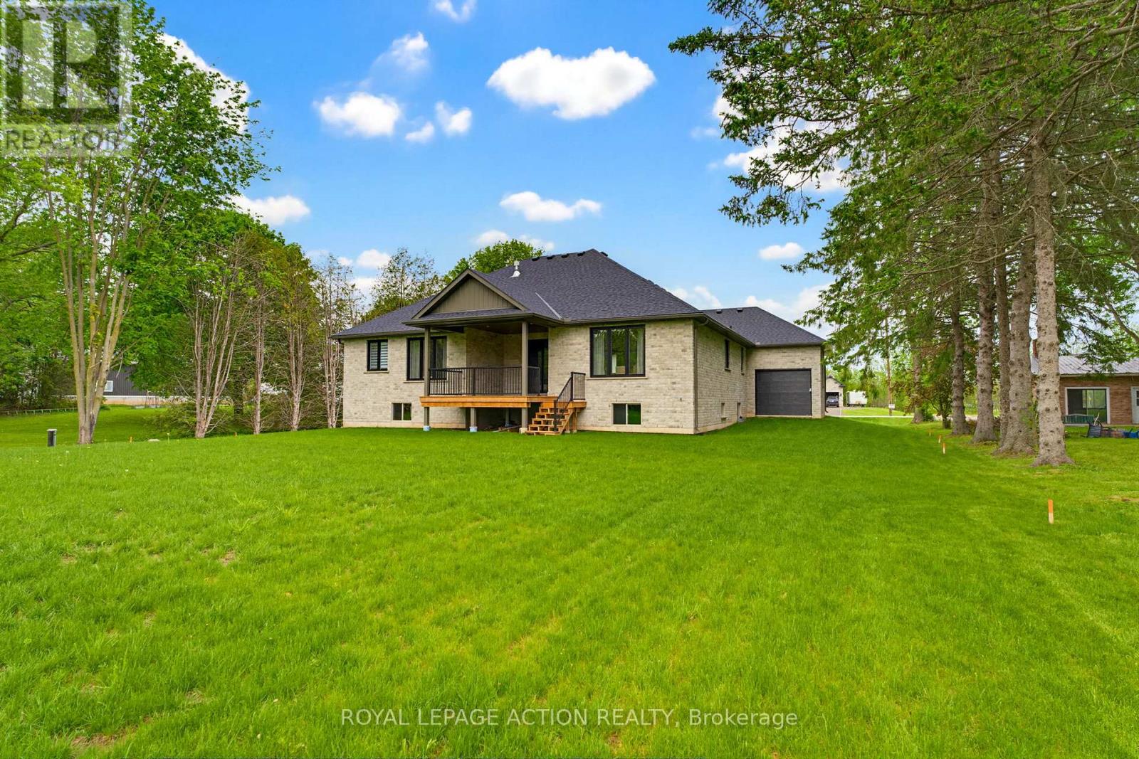 3 Kings Lane, Brant, Ontario  N0E 1R0 - Photo 2 - X12709544