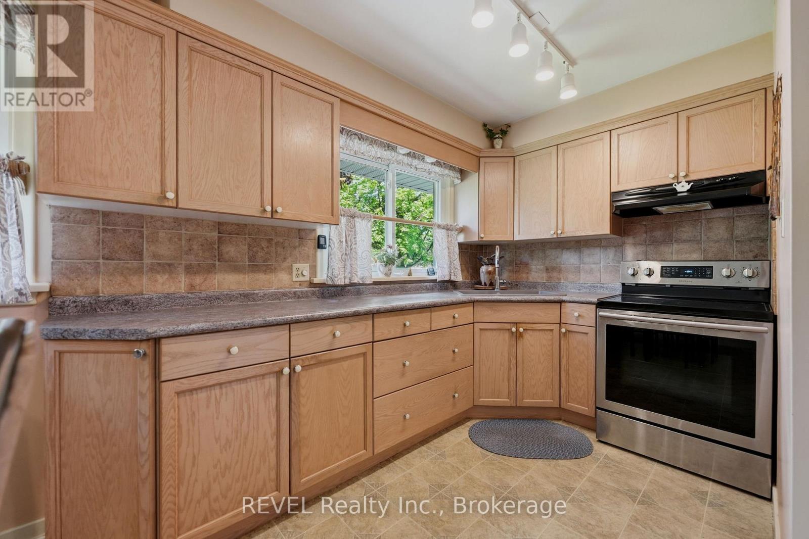 7 Brucedale Avenue, St. Catharines, Ontario  L2M 2Z4 - Photo 19 - X13164394