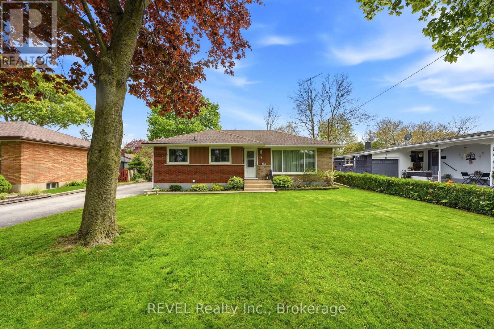 7 Brucedale Avenue, St. Catharines, Ontario  L2M 2Z4 - Photo 5 - X13164394