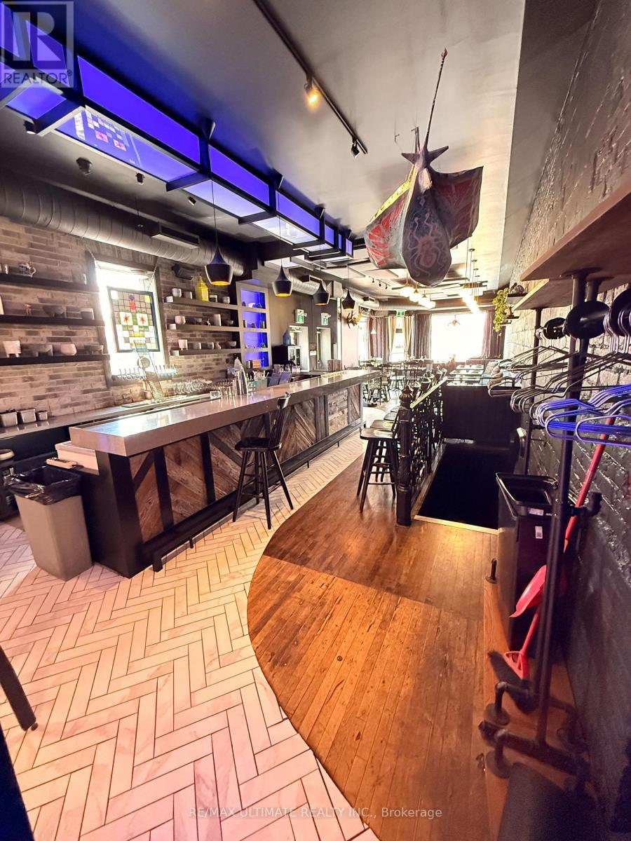 119 Harbord Street, Toronto, Ontario M5S 1G7 - Photo 8 - C13164210