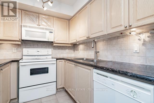 1209 - 880 Grandview Way, Toronto, Ontario  M2N 7B2 - Photo 10 - C13164238