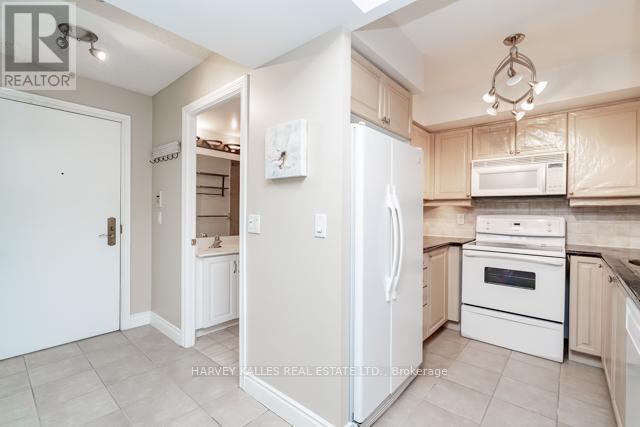 1209 - 880 Grandview Way, Toronto, Ontario  M2N 7B2 - Photo 11 - C13164238