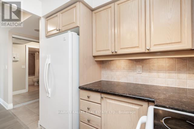 1209 - 880 Grandview Way, Toronto, Ontario  M2N 7B2 - Photo 13 - C13164238