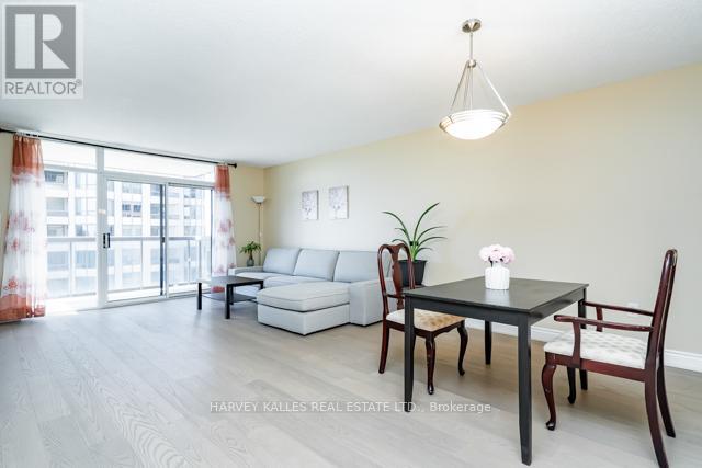 1209 - 880 Grandview Way, Toronto, Ontario  M2N 7B2 - Photo 4 - C13164238
