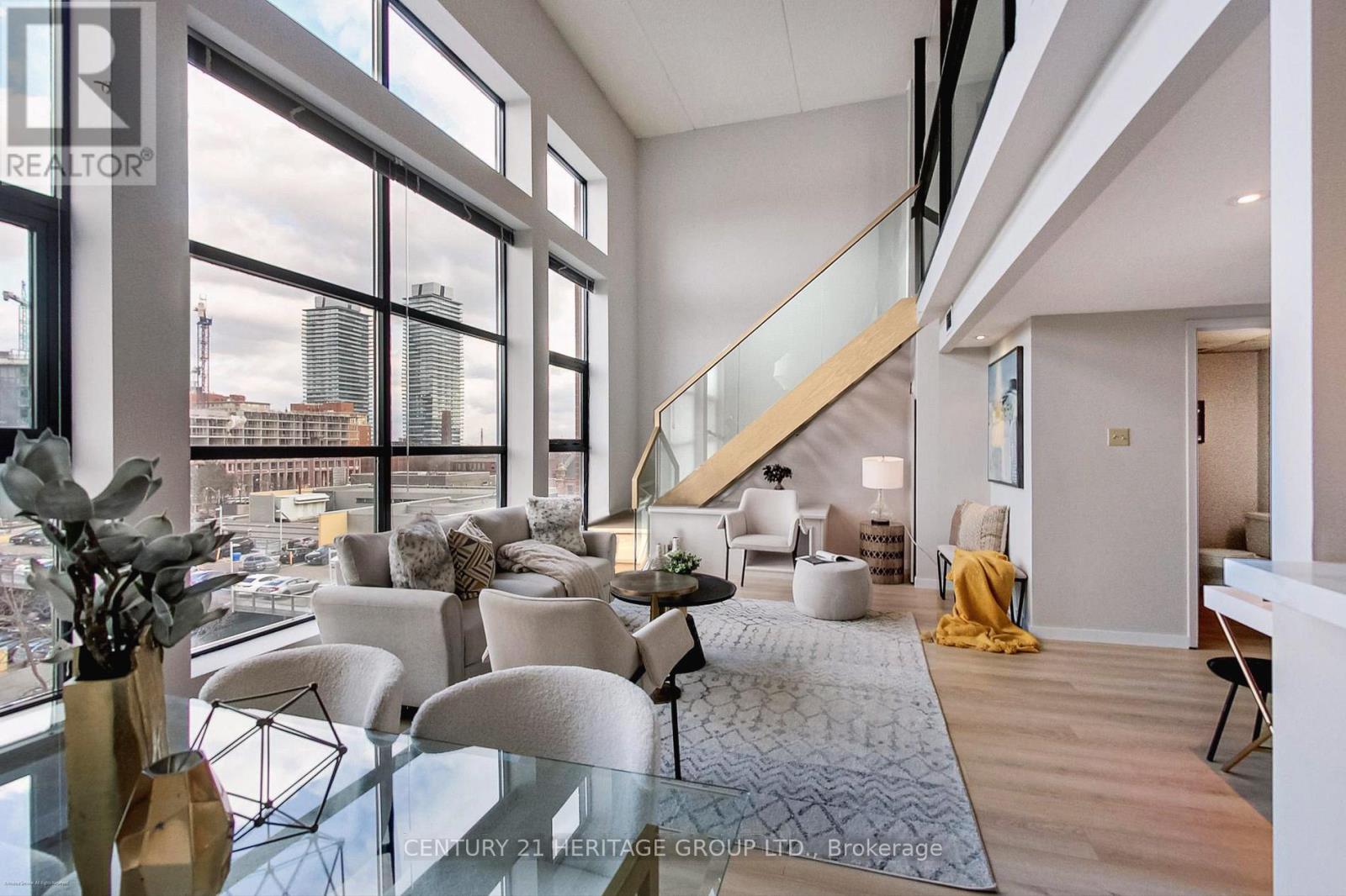 404 - 393 King Street E, Toronto, Ontario M5A 1L3 - Photo 3 - C13164258