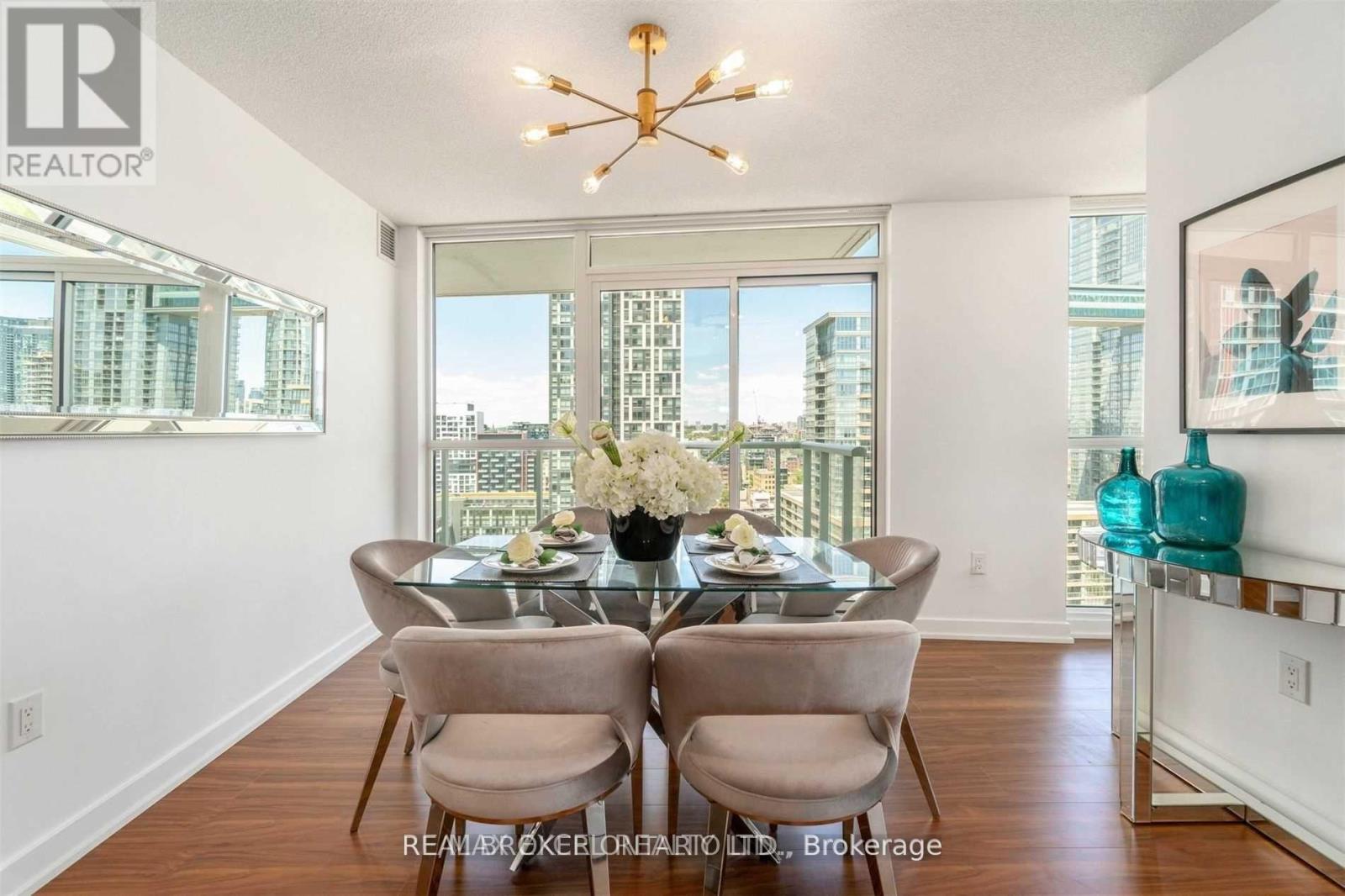 2101 - 75 Queens Wharf Road, Toronto, Ontario  M5V 0J8 - Photo 7 - C13164282