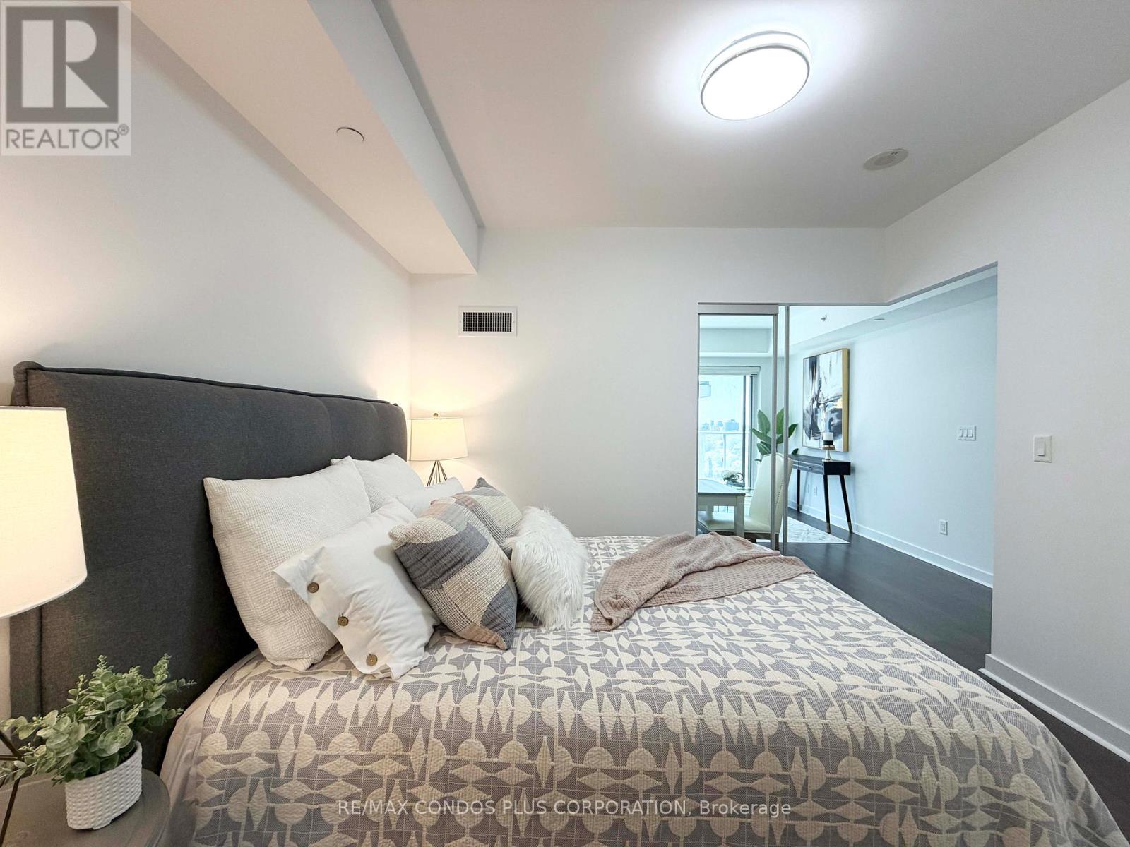 1508 - 58 Orchard View Boulevard, Toronto, Ontario  M4R 0A2 - Photo 19 - C13164420
