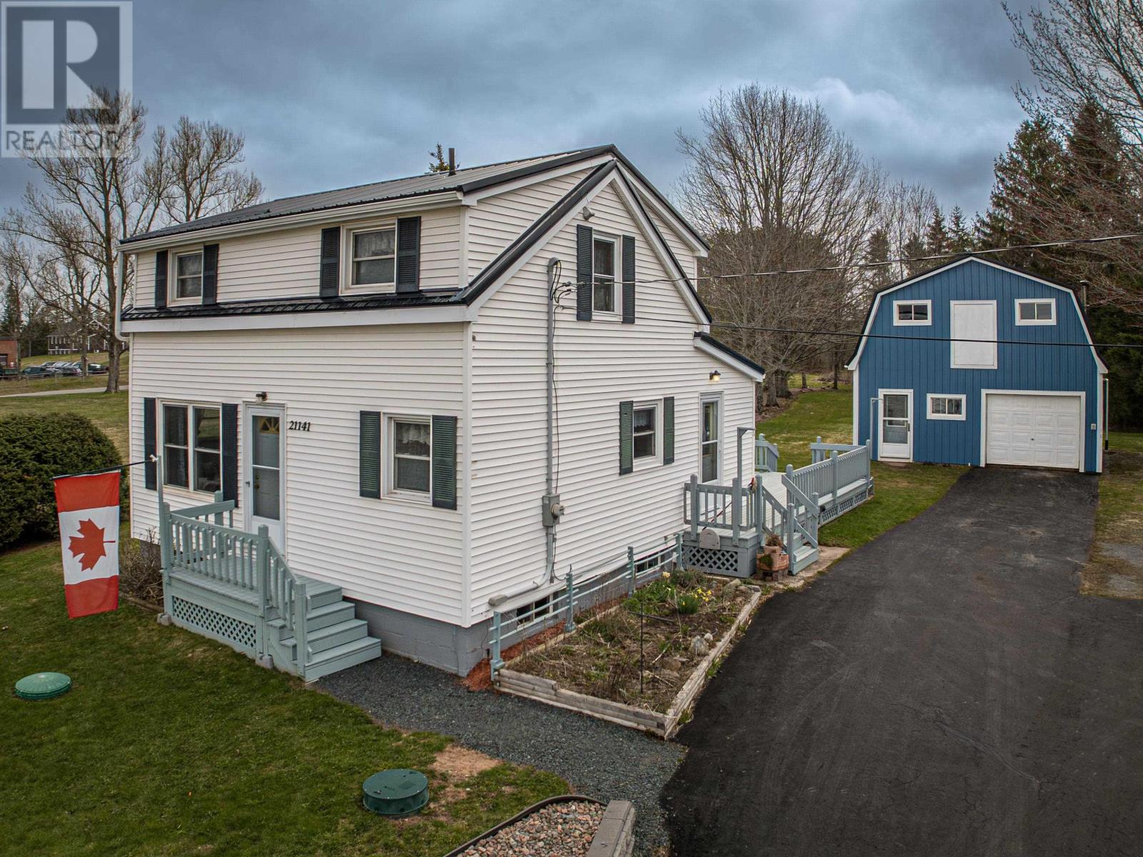 21141 Highway 2, Shubenacadie East, Nova Scotia