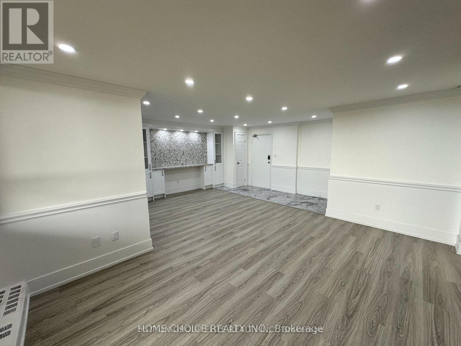1006 - 100 Wingarden Court, Toronto, Ontario  M1B 2P4 - Photo 3 - E13164316