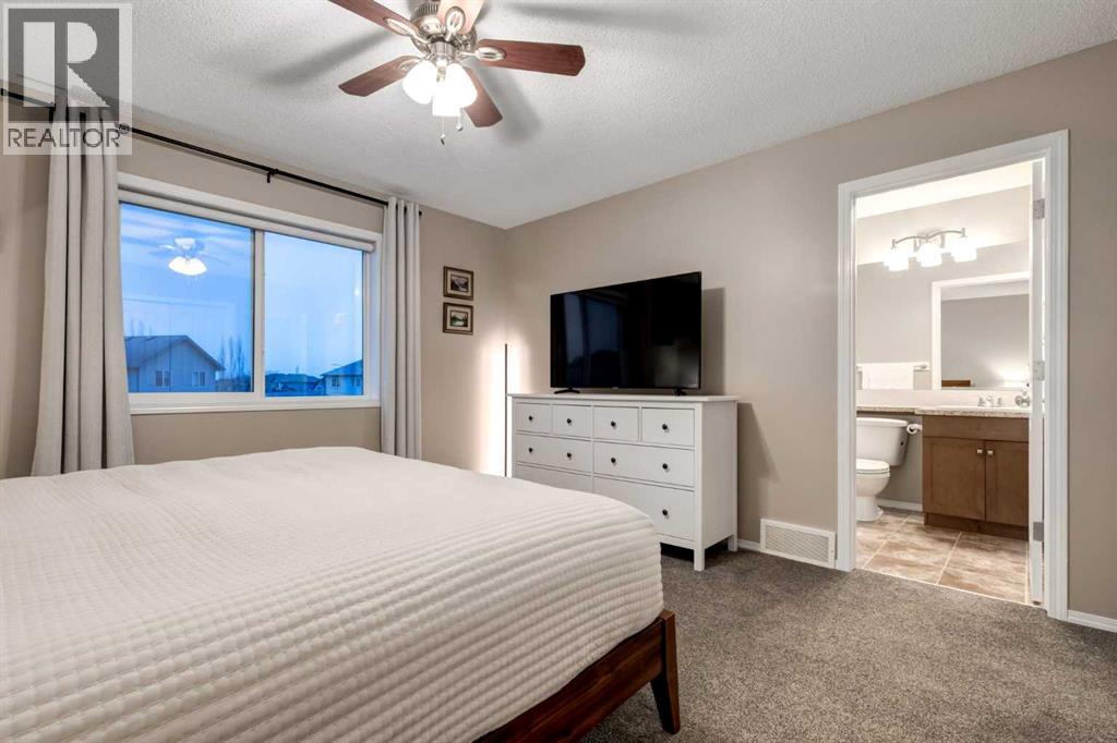 436 Cranberry Circle SE, Calgary, Alberta  T3M 0L8 - Photo 21 - A2307558