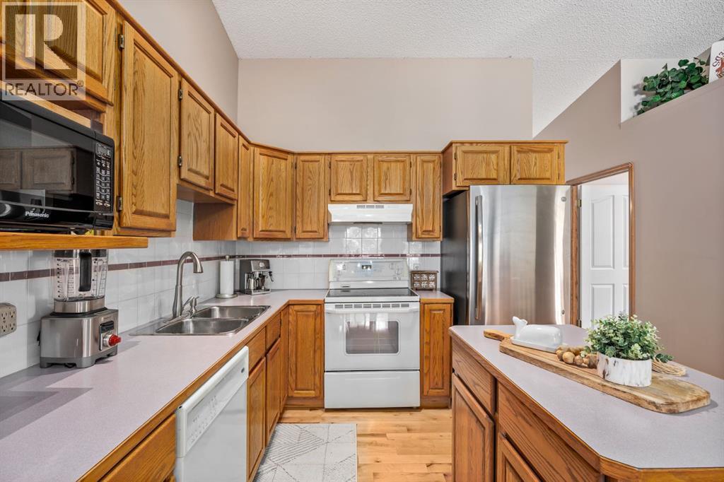 15 Wellington Cove, Strathmore, Alberta  T1P 1M3 - Photo 6 - A2308283