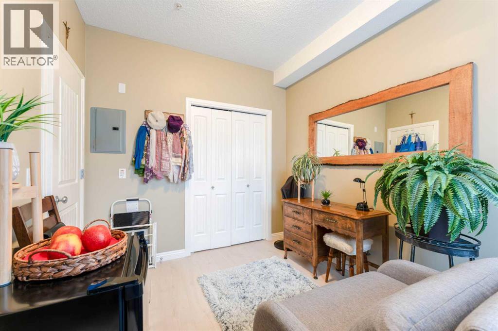 206, 8 Prestwick Pond Terrace SE, Calgary, Alberta  T2Z 4P3 - Photo 12 - A2312184