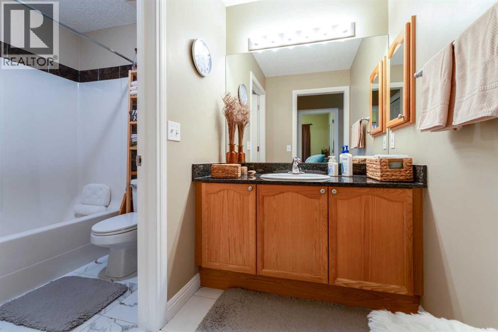 206, 8 Prestwick Pond Terrace SE, Calgary, Alberta  T2Z 4P3 - Photo 14 - A2312184