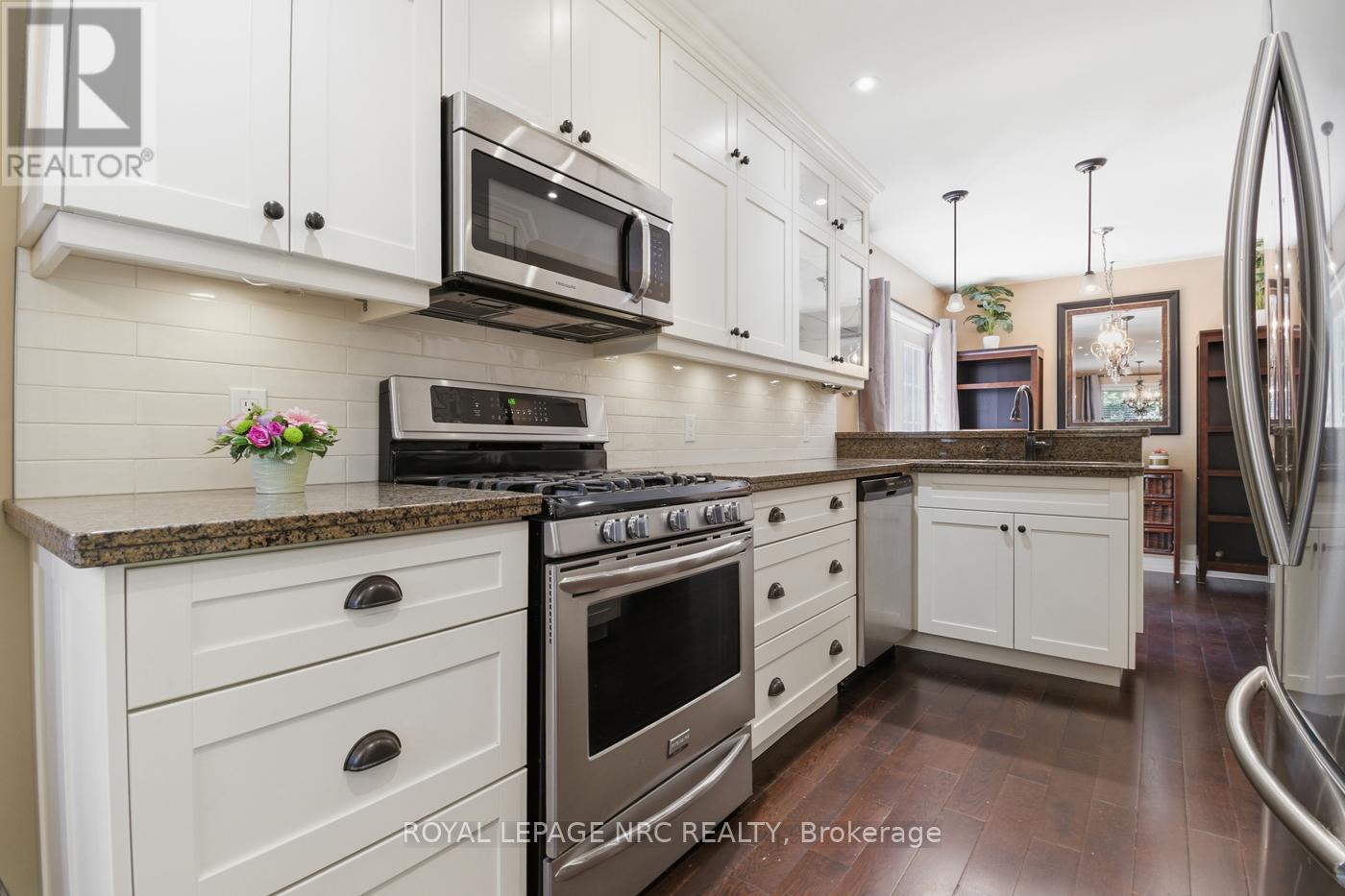 2 Meadowbrook Lane, Pelham, Ontario  L0S 1E4 - Photo 11 - X13164484