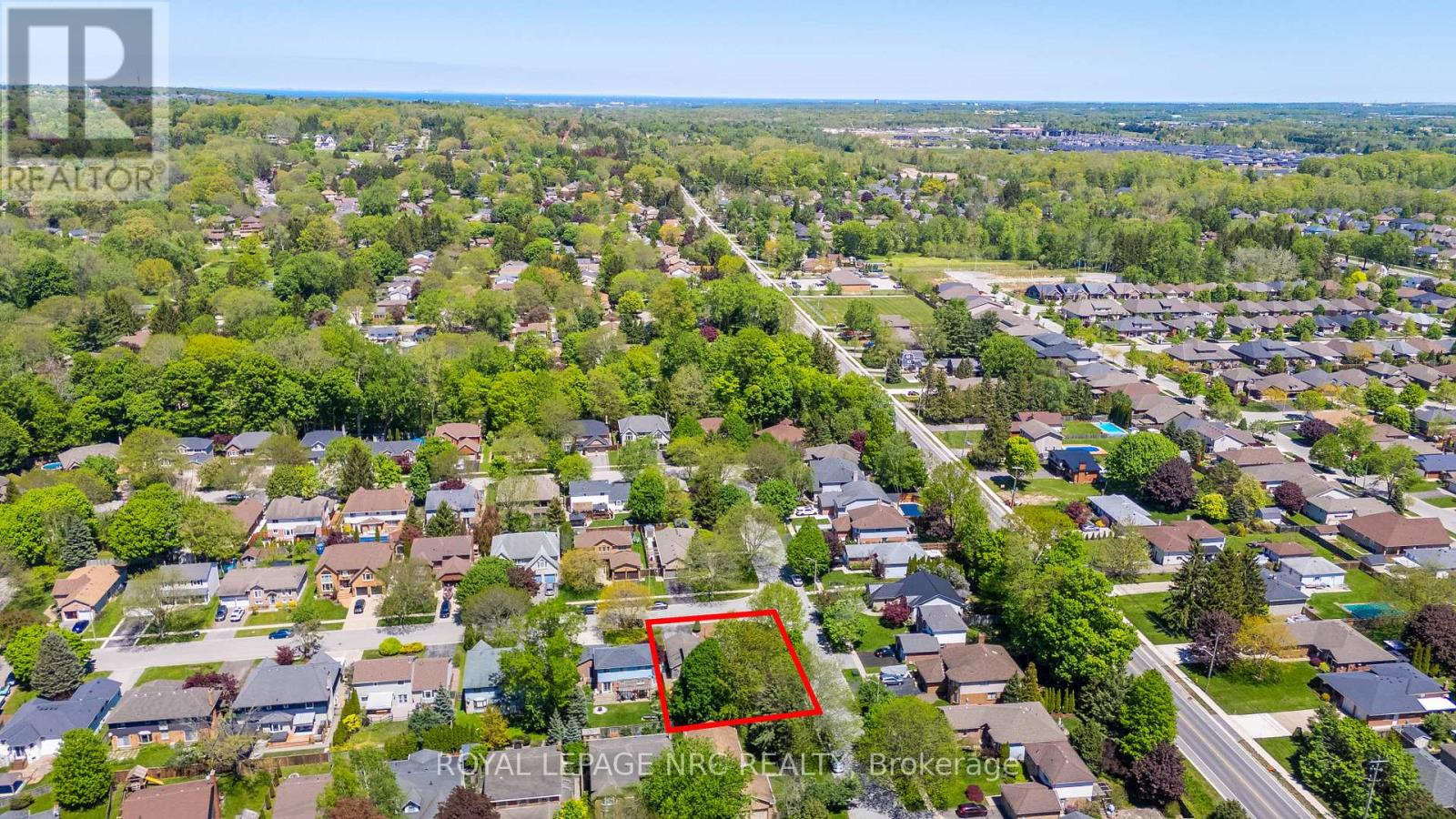 2 Meadowbrook Lane, Pelham, Ontario  L0S 1E4 - Photo 3 - X13164484