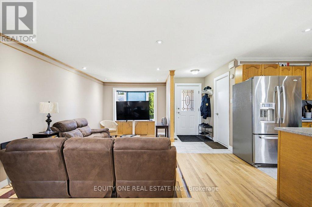 1112 Burgundy Lane, Ottawa, Ontario  K1C 2M8 - Photo 13 - X13164518