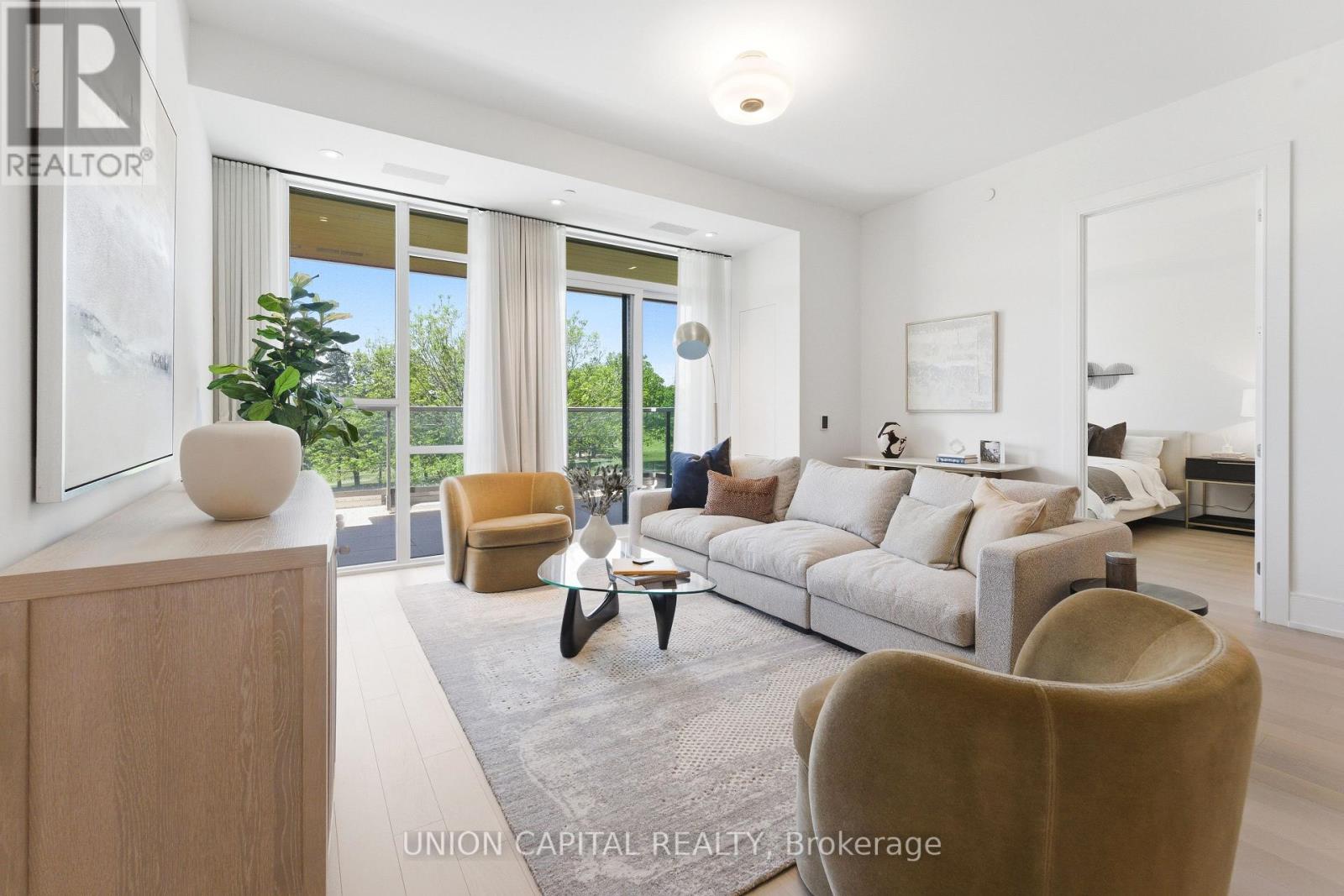 204 - 397 Royal Orchard Boulevard, Markham, Ontario  L3T 0H3 - Photo 1 - N13164322