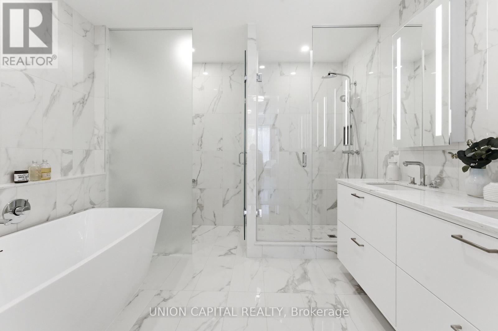204 - 397 Royal Orchard Boulevard, Markham, Ontario  L3T 0H3 - Photo 25 - N13164322