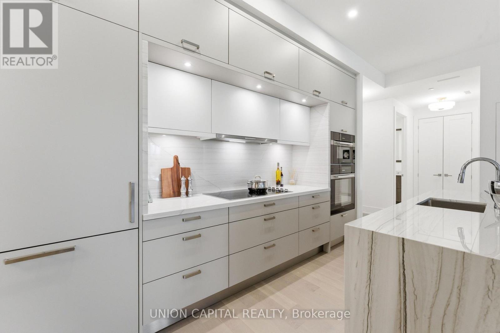 204 - 397 Royal Orchard Boulevard, Markham, Ontario  L3T 0H3 - Photo 9 - N13164322