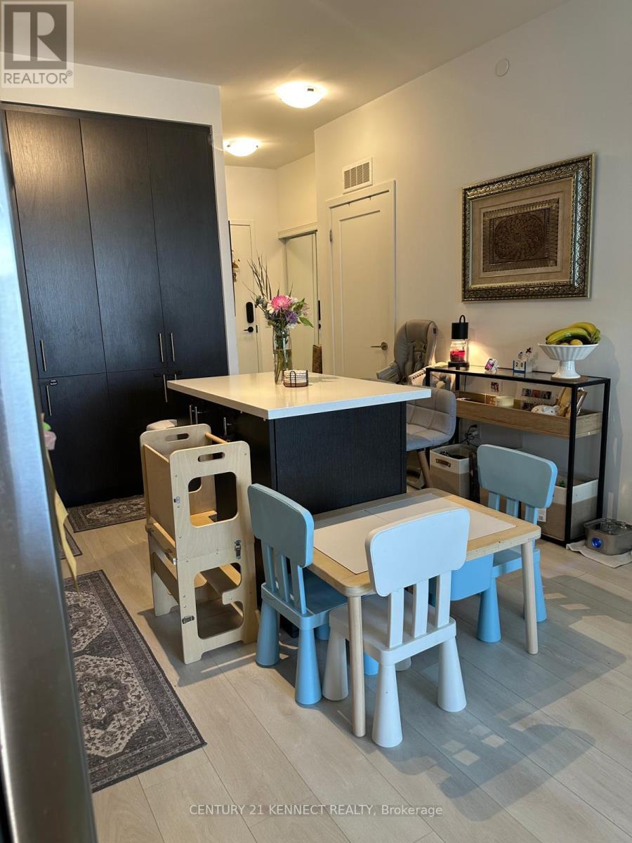 1008 - 95 Oneida Crescent, Richmond Hill, Ontario  L4B 0H5 - Photo 6 - N13164470