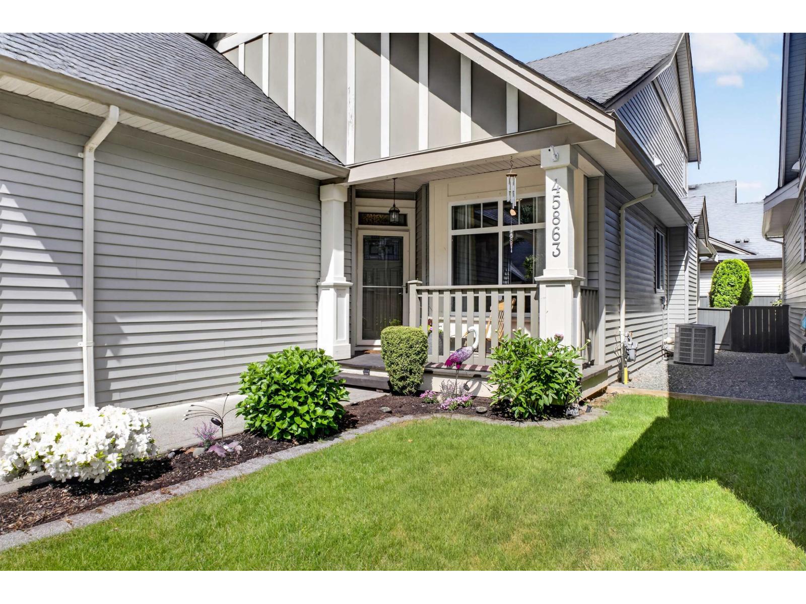 45863 S Foxridge Crescent, Vedder Crossing, Chilliwack, British Columbia  V2R 0P7 - Photo 2 - R3126873